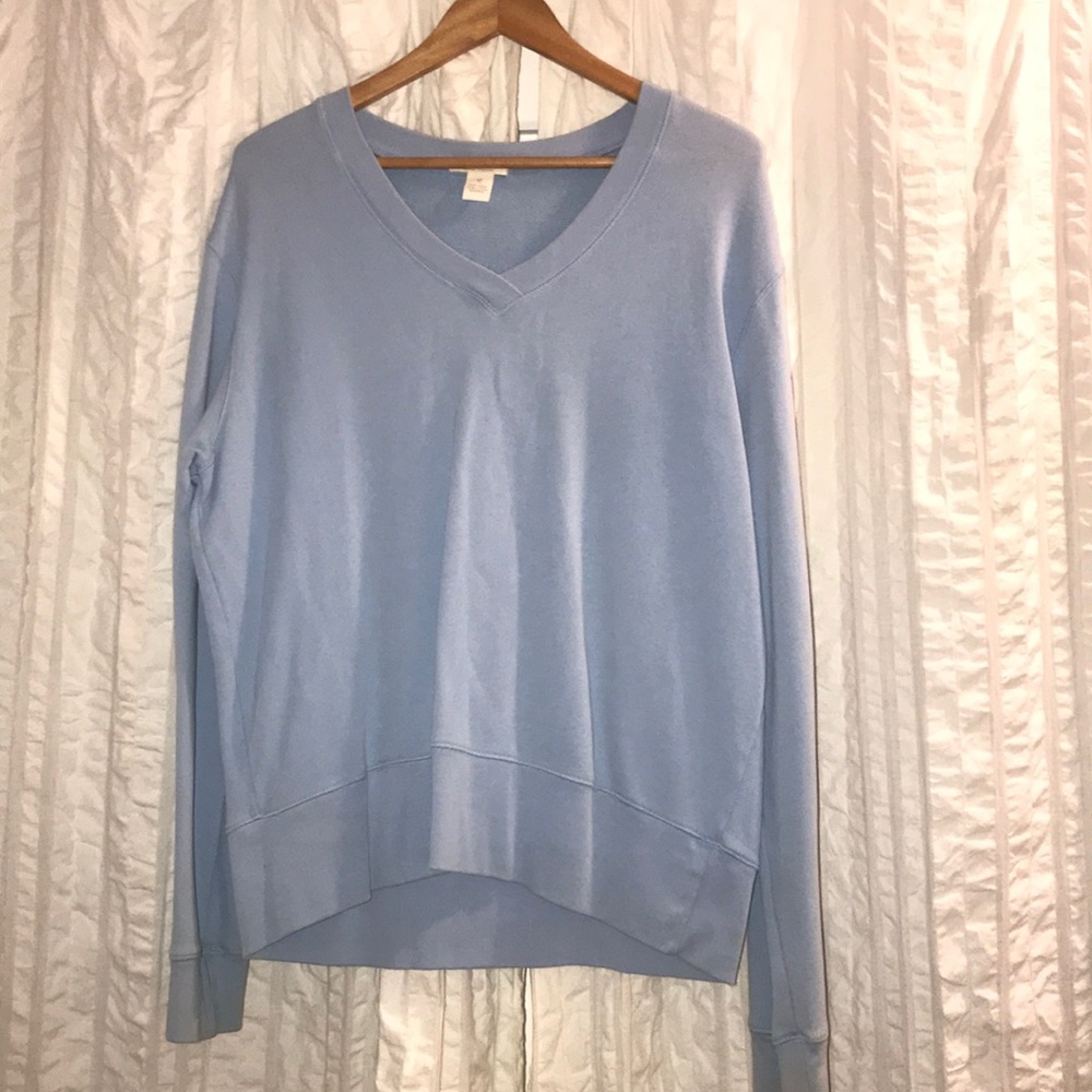 Lightweight, v-neck sweater